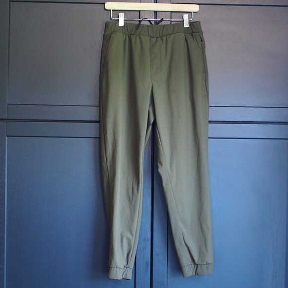 Old Navy Hybrid Pants, Army green - Picture 4 of 6